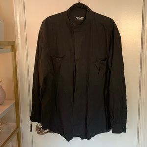 🤎Black Button up shirt